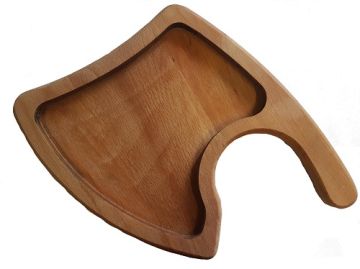 Доска для подачи 300*230*20 мм. "топор" с выемкой и ручкой, бук /1/