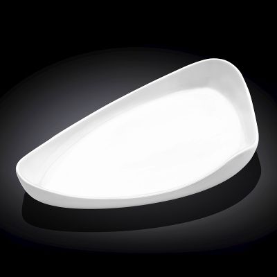 Блюдо треугольное 410*230 мм. Wilmax /1/3/12/