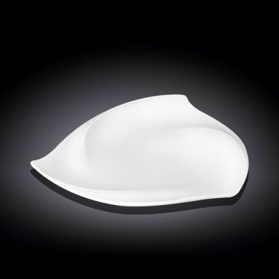 Блюдо треугольное 205*205  мм. Wilmax /1/6/48/