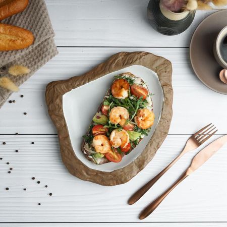 Блюдо для подачи 29*25 cм h3 cм 200 мл Crush White Matt New Brown Taiga P.L. [1]