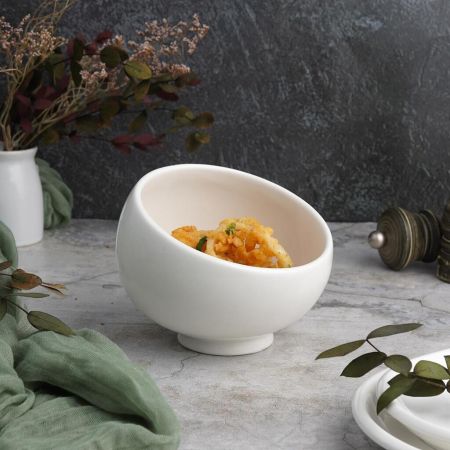 Салатник 350 мл d 12 см h10/6 см скошенный белый фарфор P.L. Proff Cuisine [4]