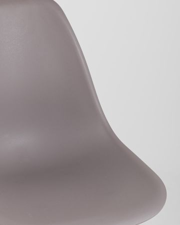 Стул Eames Style DSW темно-бежевый