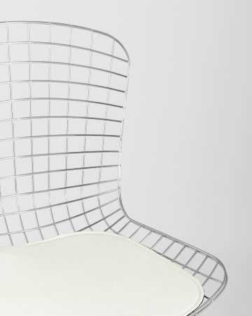 Стул обеденный Bertoia хромированный с белой подушкой