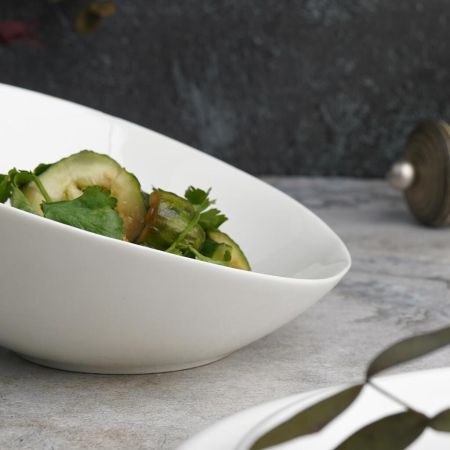 Салатник 150 мл d 17,5 см h8/3 см скошенный белый фарфор P.L. Proff Cuisine [6]