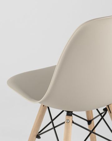 Стул Eames Style DSW бежевый