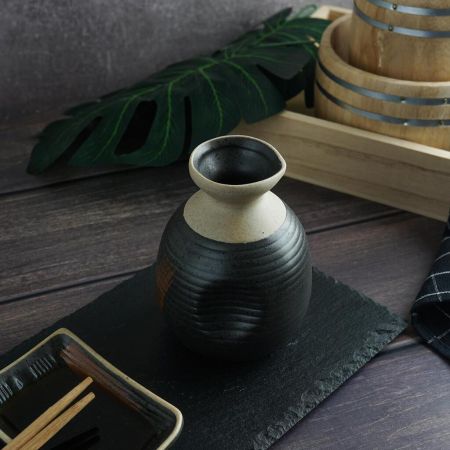 Соусник 310 мл бутылочка для соевого соуса, саке d 8,3 см h11,5 см фарфор Dark Matt Panasia P.L. [1]