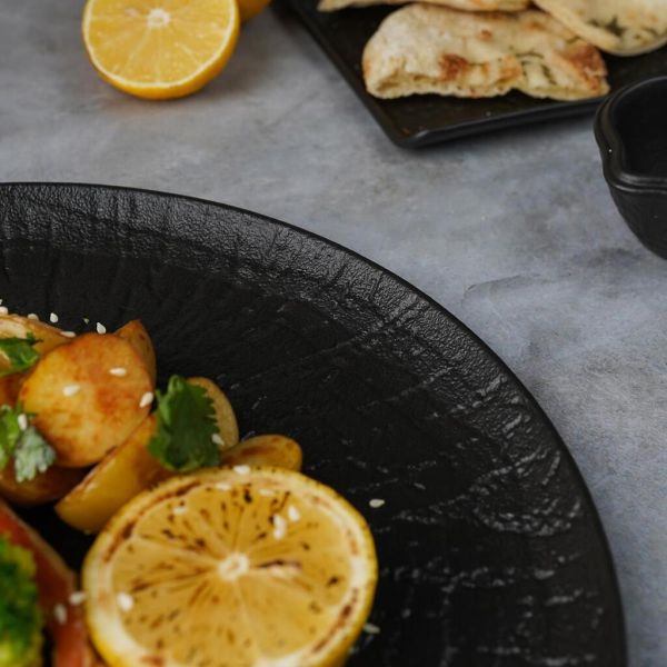 Тарелка d 27 см h2 см Black Raw Wood P.L. Proff Cuisine [3]