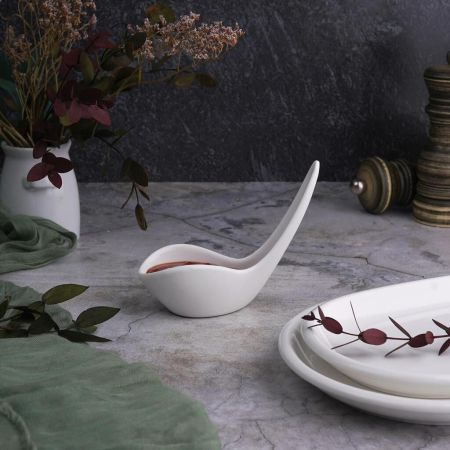 Соусник  50 мл 4,5*9 см овальный белый фарфор P.L. Proff Cuisine [6]