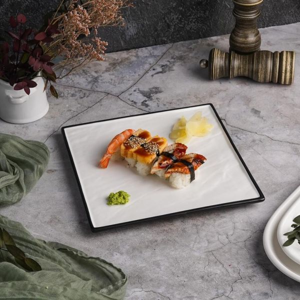 Блюдо квадратное 21,5*21,5 см h1,5 см Relief белое с черным бортом фарфор P.L. Proff Cuisine [6]