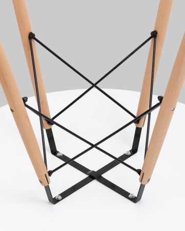 Стол Eames DSW NEW D90