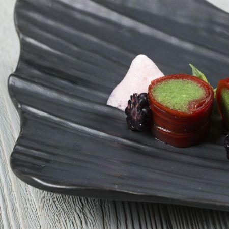 Блюдо для подачи 31*24 см Matsuyama Black фарфор P.L. Proff Cuisine [1]