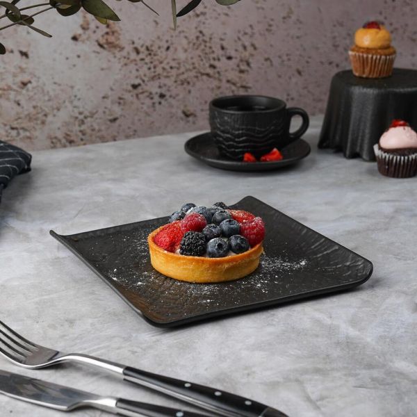 Блюдо квадратное 17,5*17,5 см с бортами Side Up2 Black Raw Wood P.L. Proff Cuisine [2]