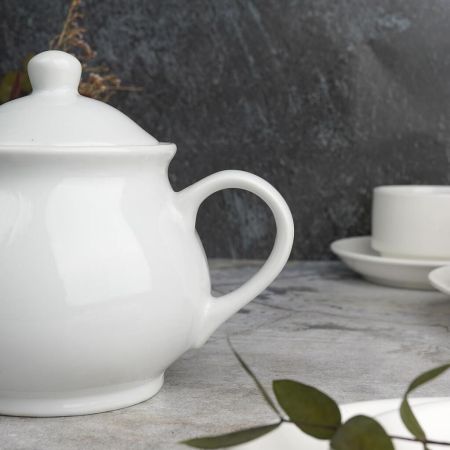 Чайник 500 мл d 12 см h13 см с фильтром белый фарфор P.L. Proff Cuisine [1]