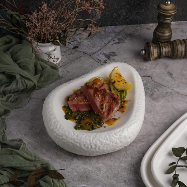 Блюдо овальное для подачи 25,8*20,5 см h5,5 см Organic белое фарфор P.L. Proff Cuisine [3]